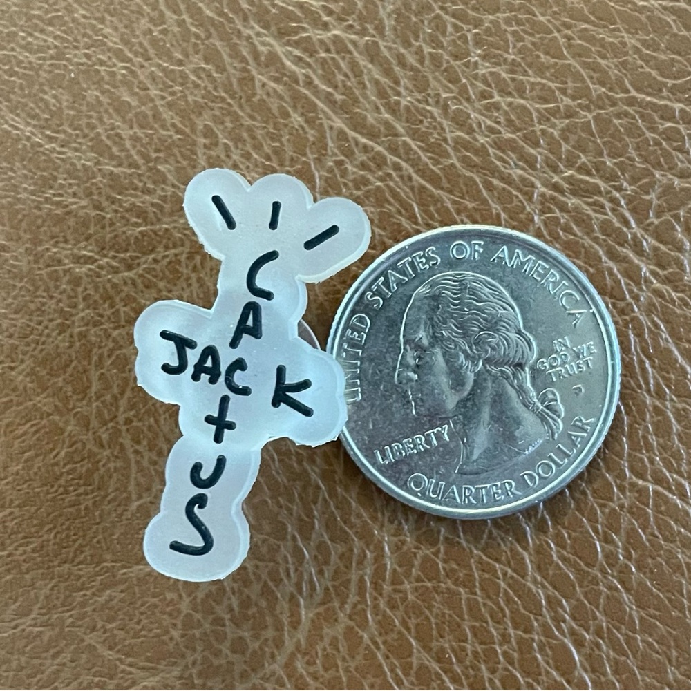 Cactus Jack Glow In The Dark Croc Charm - Picture 4 of 4